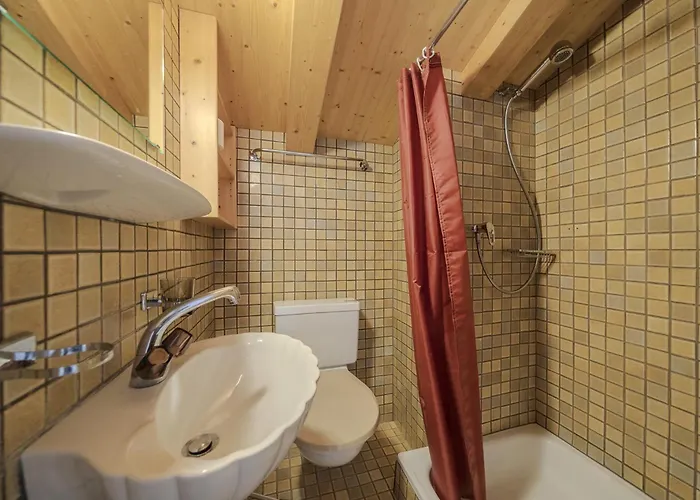 Chalet Marmotta 2 By Vacations, Privates Familienhaus Direkt An Der Skipiste *