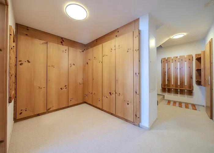 Marmotta 2 By Vacations, Privates Familienhaus Direkt An Der Skipiste Chalet Arosa